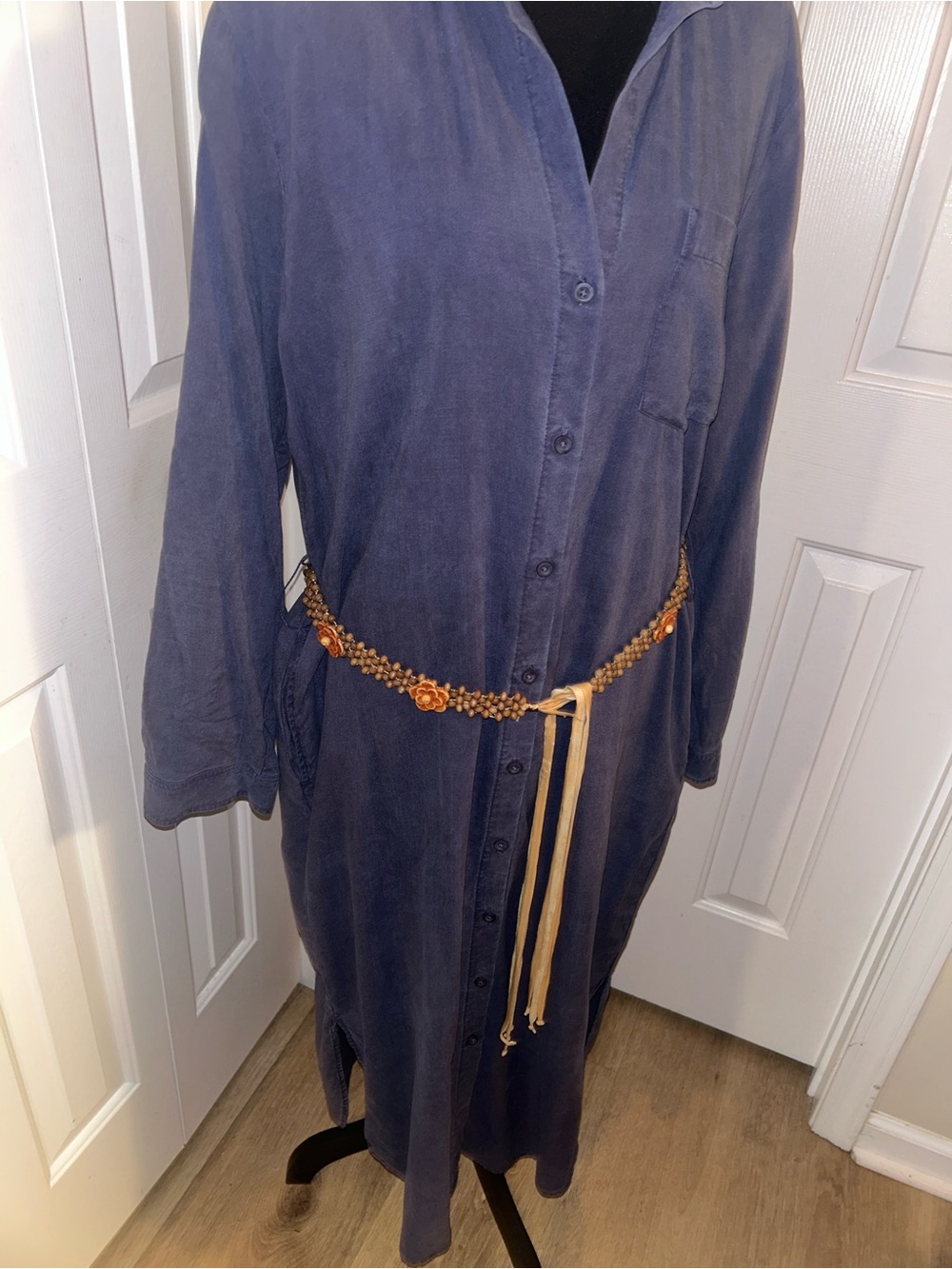 Cloth & Stone Navy/Gray Button-Down Midi Dress w: Beaded Tie Belt & side pockets